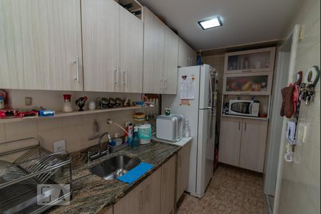 Apartamento à venda com 80m², 2 quartos e 1 vaga Apartamento à venda com 80m², 2 quartos e 1 vagaCozinha