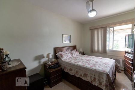 Apartamento à venda com 80m², 2 quartos e 1 vaga Apartamento à venda com 80m², 2 quartos e 1 vagaSuíte