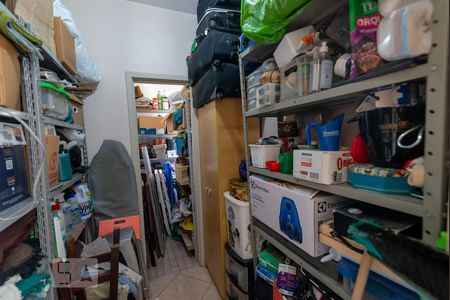 Apartamento à venda com 80m², 2 quartos e 1 vaga Apartamento à venda com 80m², 2 quartos e 1 vagaQuarto de Serviço