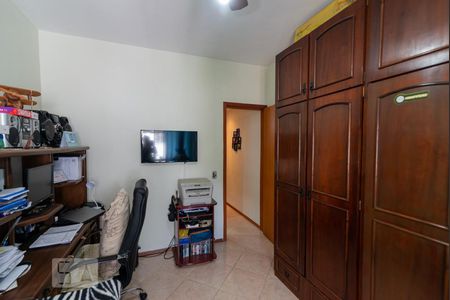 Quarto de apartamento à venda com 2 quartos, 80m² em Grajau, Rio de Janeiro