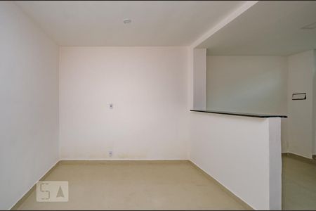 Sala - Cozinha de apartamento para alugar com 1 quarto, 39m² em Bonfim, Belo Horizonte