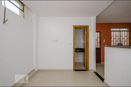 Apartamento para alugar com 39m², 1 quarto e sem vagaQuarto 