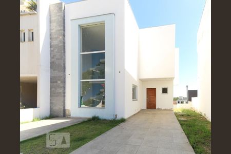 Casa de condomínio à venda com 160m², 3 quartos e 4 vagasFachada