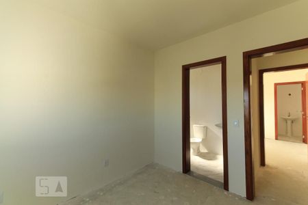 Casa de condomínio à venda com 160m², 3 quartos e 4 vagasSuíte 2