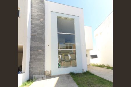Casa de condomínio à venda com 160m², 3 quartos e 4 vagasFachada