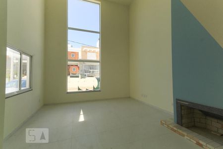 Sala de casa de condomínio à venda com 3 quartos, 160m² em Aberta dos Morros, Porto Alegre