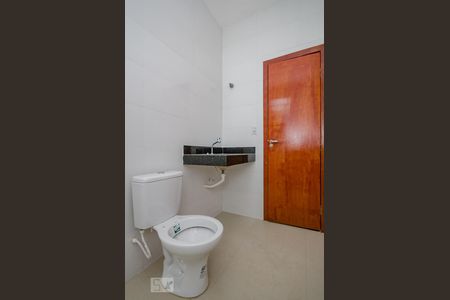 Casa para alugar com 44m², 1 quarto e sem vagaBanheiro