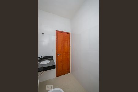 Casa para alugar com 44m², 1 quarto e sem vagaBanheiro