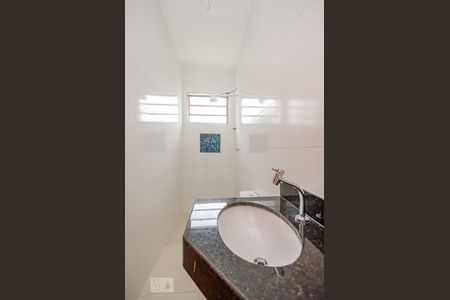 Casa para alugar com 43m², 1 quarto e sem vagaBanheiro