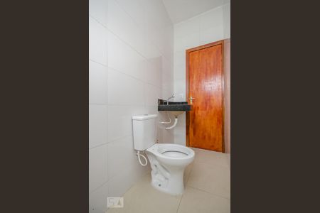 Casa para alugar com 43m², 1 quarto e sem vagaBanheiro