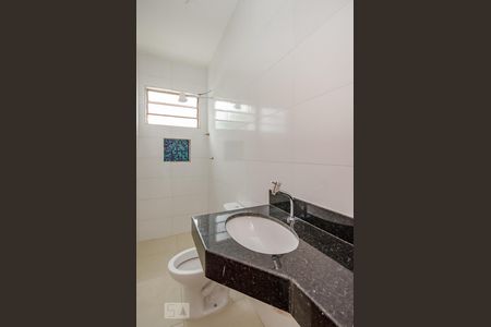 Casa para alugar com 43m², 1 quarto e sem vagaBanheiro