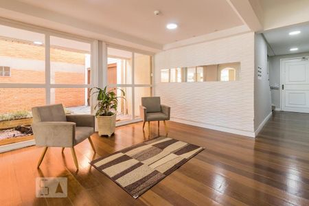 Apartamento à venda com 149m², 2 quartos e 2 vagas Apartamento à venda com 149m², 2 quartos e 2 vagasHall social