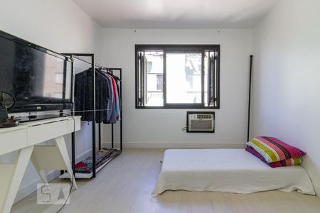 Dormitório de apartamento à venda com 2 quartos, 149m² em Partenon, Porto Alegre