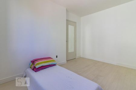 Dormitório de apartamento à venda com 2 quartos, 149m² em Partenon, Porto Alegre