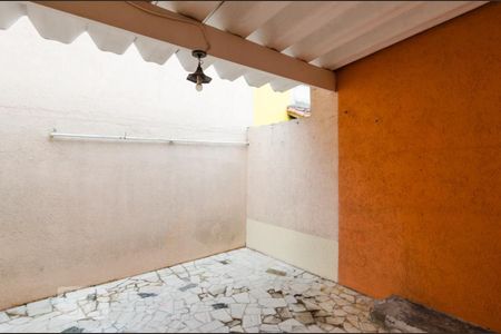 Casa à venda com 170m², 4 quartos e 2 vagasÁrea de serviço