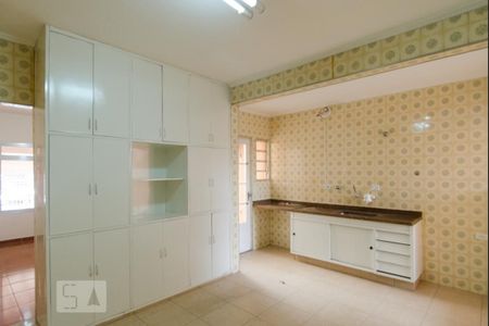 Casa à venda com 170m², 4 quartos e 2 vagasCozinha