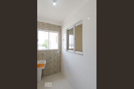 Casa para alugar com 80m², 2 quartos e 1 vagaÁrea de serviço