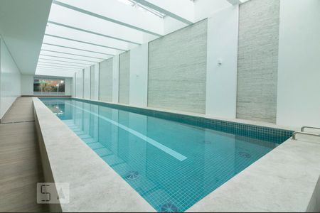 Apartamento para alugar com 97m², 2 quartos e 2 vagas Apartamento para alugar com 97m², 2 quartos e 2 vagasÁrea comum - Piscina