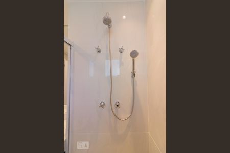 Apartamento para alugar com 97m², 2 quartos e 2 vagas Apartamento para alugar com 97m², 2 quartos e 2 vagasBanheiro Suíte 1