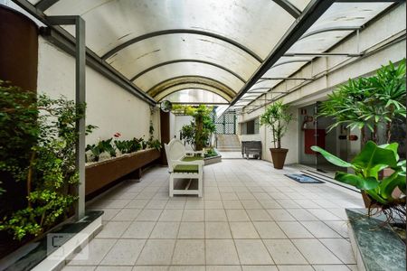 Apartamento para alugar com 60m², 2 quartos e 1 vagaEntrada