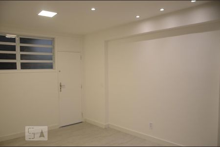 Apartamento à venda com 60m², 2 quartos e sem vagaSala