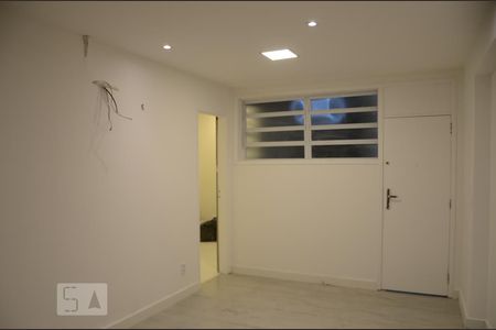 Sala de apartamento à venda com 2 quartos, 60m² em Botafogo, Rio de Janeiro