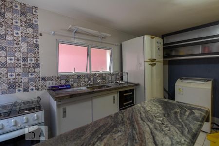 Cozinha de kitnet/studio para alugar com 1 quarto, 20m² em Jardim Bonfiglioli, São Paulo