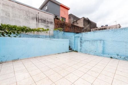 Casa à venda com 250m², 3 quartos e 2 vagas Casa à venda com 250m², 3 quartos e 2 vagasQuintal