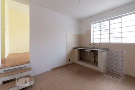Casa à venda com 250m², 3 quartos e 2 vagas Casa à venda com 250m², 3 quartos e 2 vagasCasa 2 cozinha