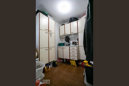 Casa à venda com 200m², 3 quartos e 2 vagasQuarto de serviço