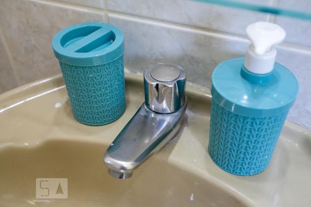 Casa à venda com 200m², 3 quartos e 2 vagasBanheiro