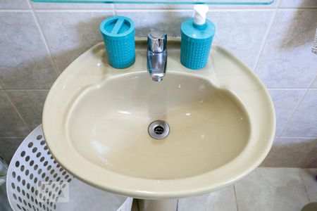 Casa à venda com 200m², 3 quartos e 2 vagasBanheiro