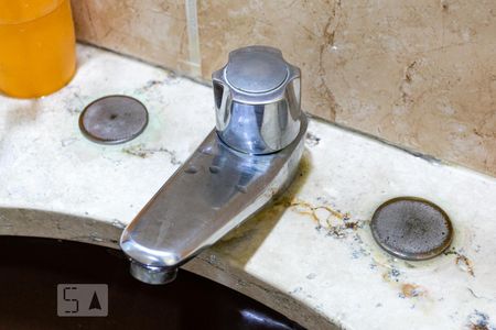 Casa à venda com 200m², 3 quartos e 2 vagasBanheiro da suíte