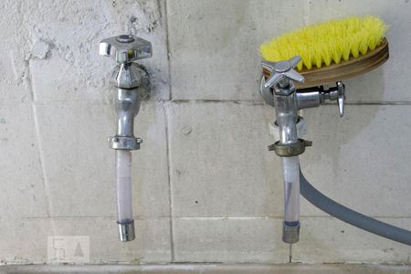 Casa à venda com 200m², 3 quartos e 2 vagasÁrea de serviço