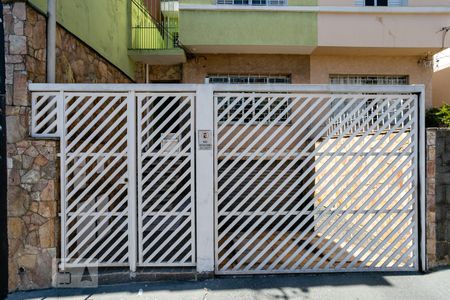 Casa à venda com 200m², 3 quartos e 2 vagasFachada