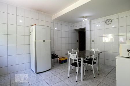 Casa à venda com 200m², 3 quartos e 2 vagasCozinha