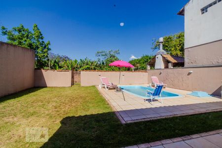 Casa à venda com 138m², 3 quartos e 4 vagasVista