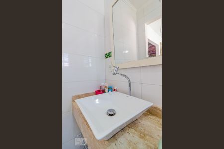 Casa à venda com 138m², 3 quartos e 4 vagasSuite