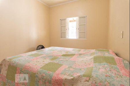 Casa para alugar com 240m², 4 quartos e 3 vagas Casa para alugar com 240m², 4 quartos e 3 vagasQuarto 2