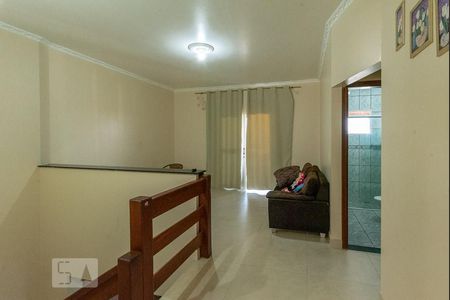 Casa para alugar com 240m², 4 quartos e 3 vagas Casa para alugar com 240m², 4 quartos e 3 vagasSala 2