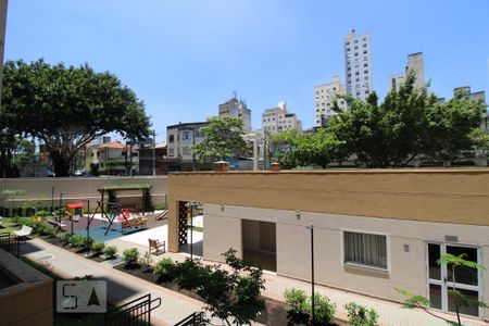 Vista da sacada de apartamento para alugar com 2 quartos, 42m² em Bom Retiro, São Paulo