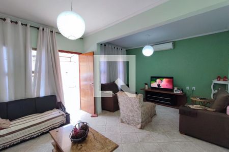 Sala de Estar de casa para alugar com 3 quartos, 240m² em Jardim Novo Campos Elíseos, Campinas