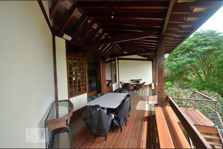 Casa de condomínio à venda com 379m², 4 quartos e 2 vagasVaranda da Sala