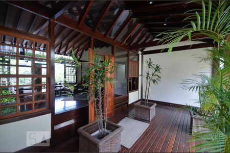 Casa de condomínio à venda com 379m², 4 quartos e 2 vagasVaranda da Sala