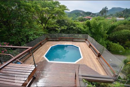 Casa de condomínio à venda com 379m², 4 quartos e 2 vagasVista da Varanda