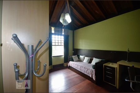 Casa de condomínio à venda com 379m², 4 quartos e 2 vagasQuarto 3