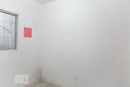 Quarto 1 de casa para alugar com 2 quartos, 55m² em Vila Carmosina, São Paulo