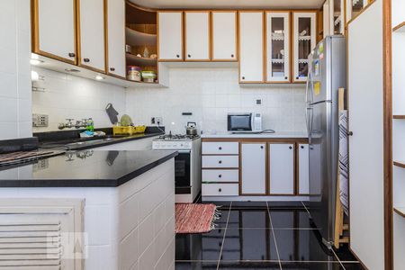 Apartamento à venda com 243m², 3 quartos e 1 vagaCozinha