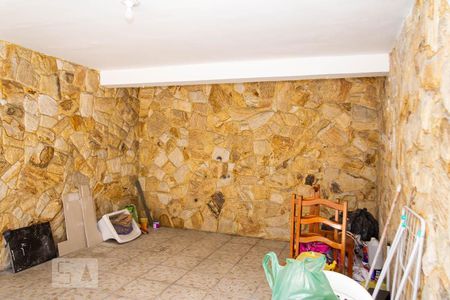 Casa à venda com 120m², 2 quartos e 2 vagasGaragem