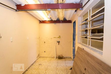 Casa à venda com 120m², 2 quartos e 2 vagasQuintal / Área de serviço